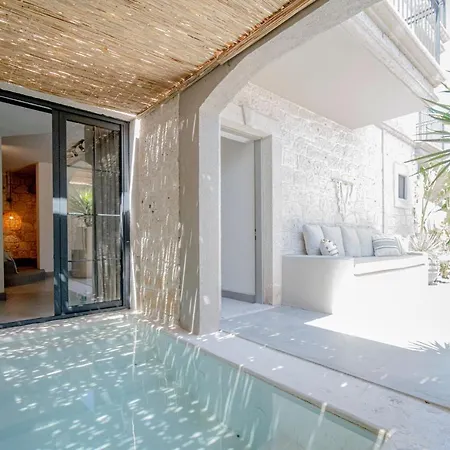 Derin (adults Only) Отель 2*