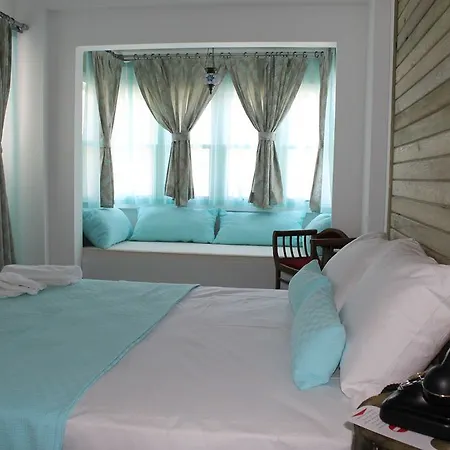 Derin (adults Only) Hotel 2*