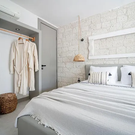 Derin (adults Only) Hotel 2*