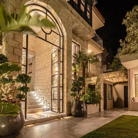 Derin (adults Only) Alacati